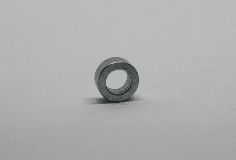 Entretoise acier zingué blanc mobilier_Vallgrip (2)